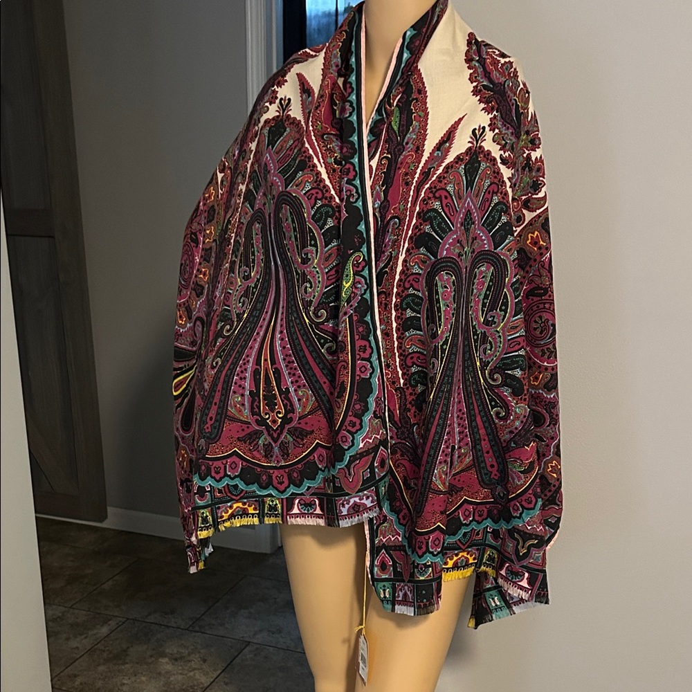 Etro Milano Elegant Paisley Wool Scarf NWT